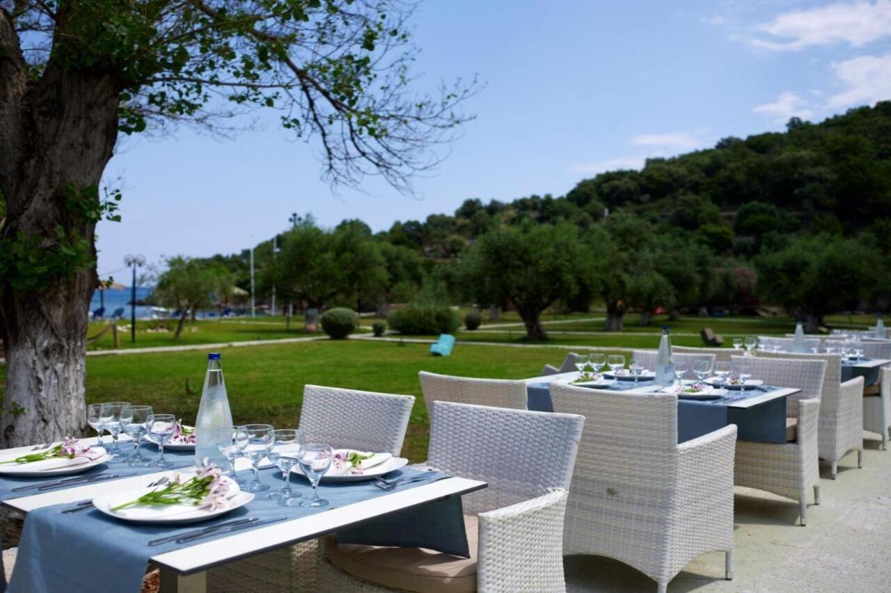 Belle Helene Hotel Vathí Étterem fotó